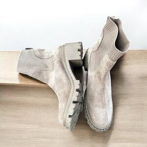 Steve Madden Zappa Platform Chelsea Boots Sand Suede Womens Size 13